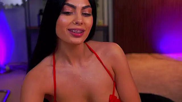 RavennaDArcy online show from December 15, 8:14 pm