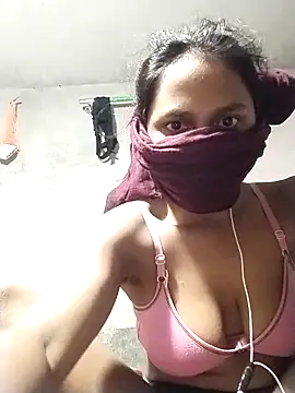 angelboudi0592 online show from December 22, 4:32 pm