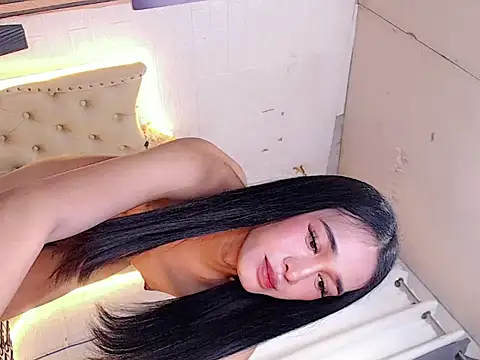 Sassy Siarre online show from November 16, 4:58 am