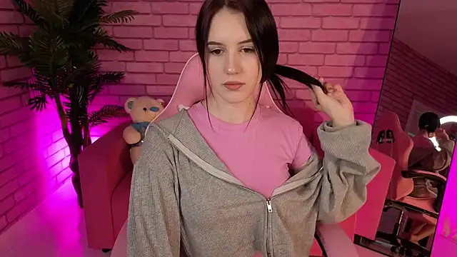 StacyyBrown online show from November 8, 5:07 pm