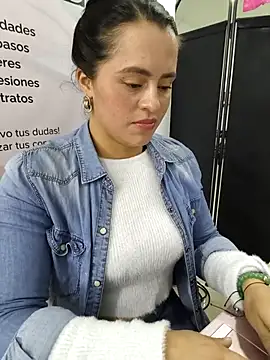 ALEJA  22 online show from February 5, 7:39 pm