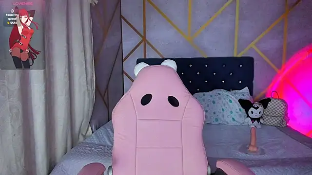  vaiolet owo online show from March 4, 7:59 am