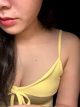 Lynn-122 online show from December 3, 7:44 am