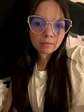 Mariana Ve online show from November 8, 3:44 am