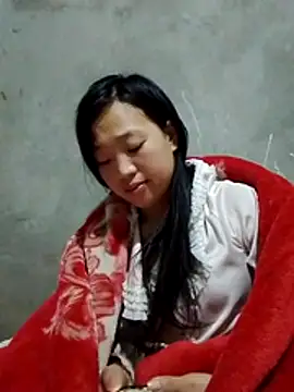 Yumiik2kk online show from December 14, 10:26 pm