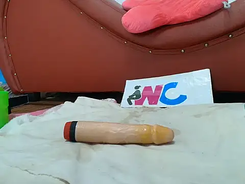 Tiny-122 online show from March 27, 2:13 am