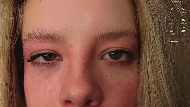 TiffinyMergist online show from February 10, 8:34 pm