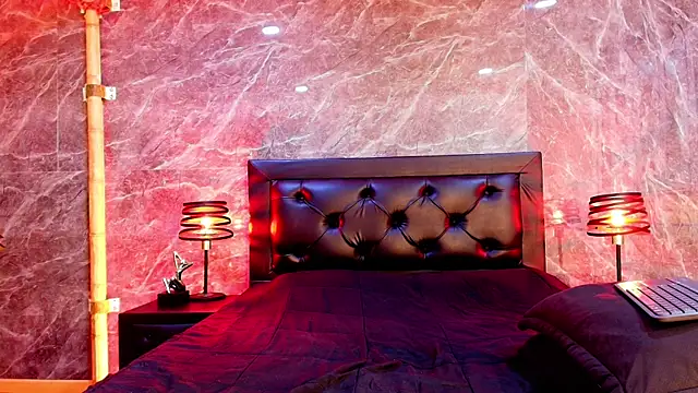 Sasha Larsen online show from November 27, 3:42 am