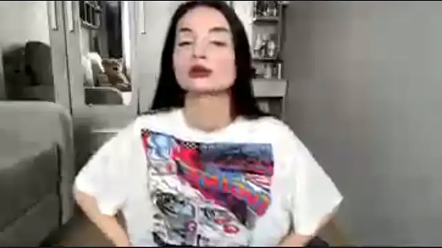 MoriahLinder online show from November 10, 4:29 am