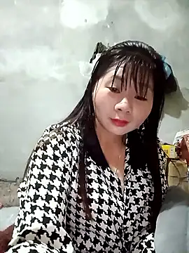 vangkt-cute online show from February 18, 8:08 pm