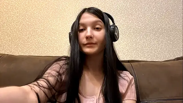 AurorAurora online show from January 14, 9:25 am