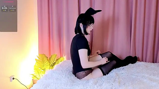 Iwanturcarrot  online show from November 17, 3:02 pm