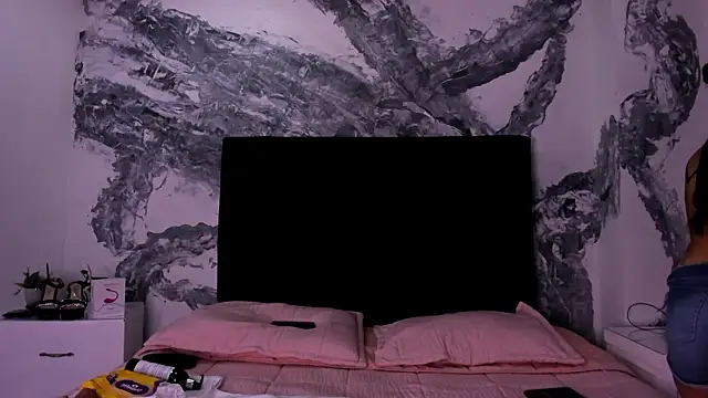 lilithDraven  online show from March 11, 4:38 am