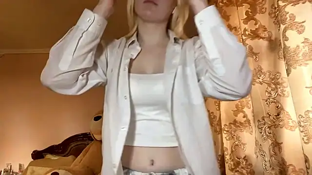 LynellMahe online show from November 16, 10:15 am