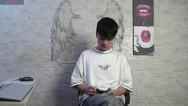 axel milo kairo and noa online show from February 7, 6:01 pm