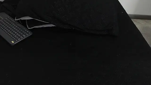 Morgan-82ws online show from March 25, 8:12 pm