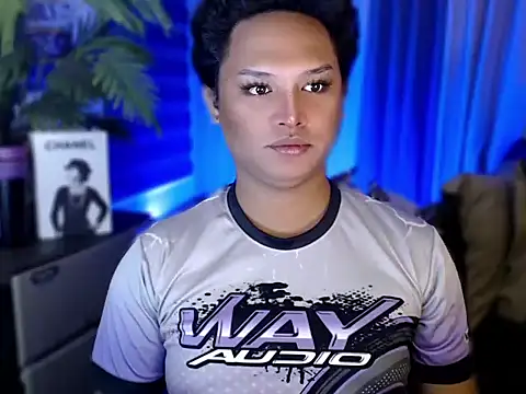 UrGoddess Sofia online show from February 14, 5:53 am