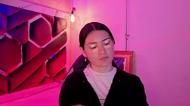 Brandy collinss online show from February 24, 10:58 am