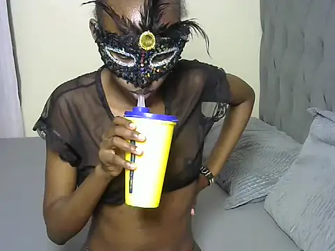 Loveness176 online show from December 3, 10:12 pm