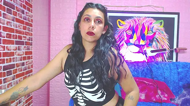 Nyra Rose online show from December 16, 5:13 am