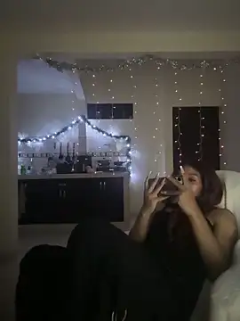 Weendolyn  online show from December 21, 6:06 am