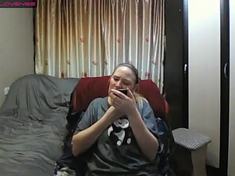 JenniDeep online show from March 2, 3:41 pm