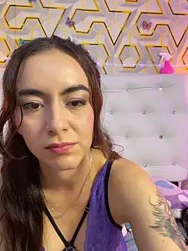 MelanyyJhonson15 online show from February 28, 3:17 am