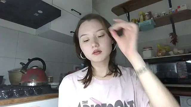 DeenaCaho online show from November 20, 3:46 pm