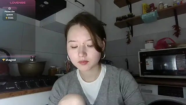 DeenaCaho online show from November 26, 2:40 pm