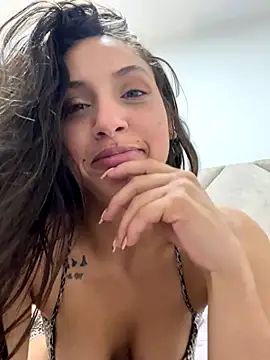 Paulett Smith online show from December 5, 12:54 am