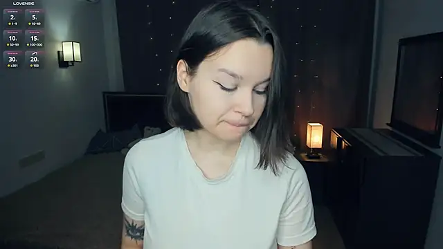 IrmgardBuzard online show from December 1, 8:22 pm