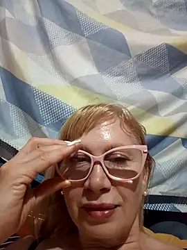 SexyMilf1211 online show from March 16, 12:24 am