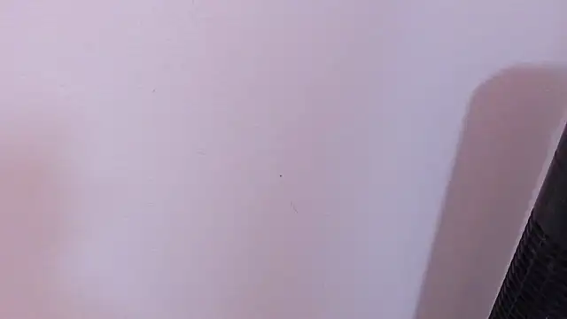 miaamonroee1 online show from November 19, 9:59 pm