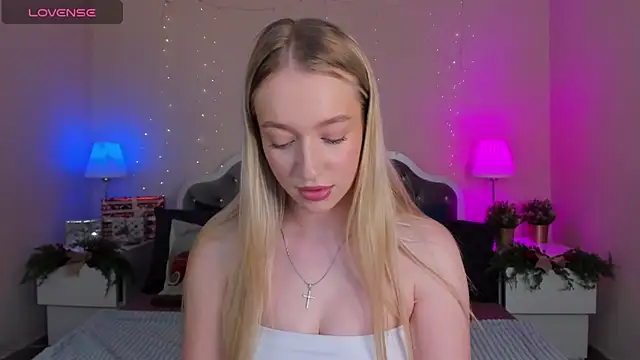 elldiana online show from January 6, 1:53 am