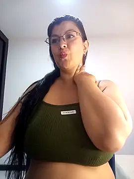 CelesteAlvarez1989 online show from April 21, 4:36 pm