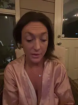 Ayybaebay online show from April 14, 2:00 am