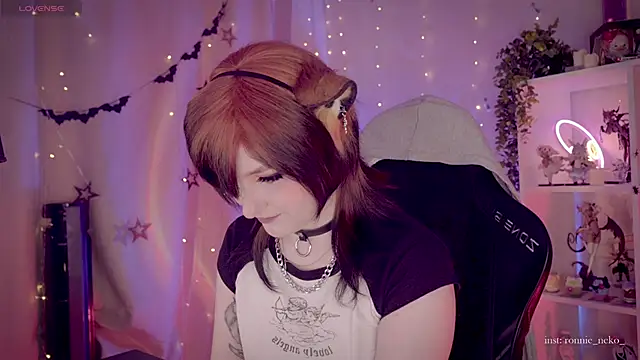 vronnier online show from November 18, 11:55 am