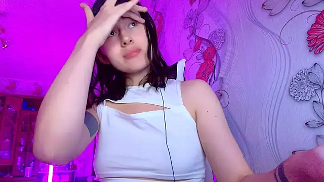 KristinaScott online show from January 14, 4:23 pm