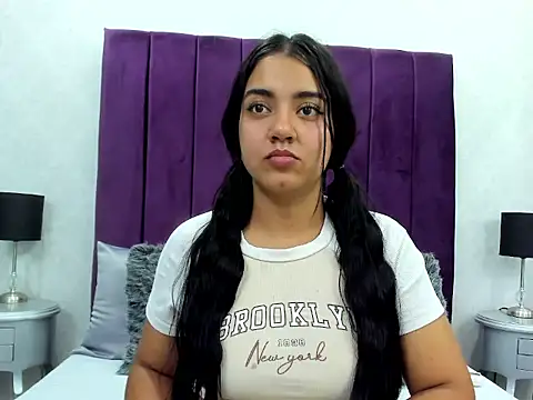 SalomeLee online show from November 18, 12:06 pm