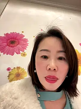 xiaoling2358 online show from December 14, 7:36 am