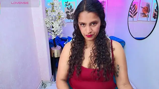 Lili rousx online show from November 25, 6:26 am