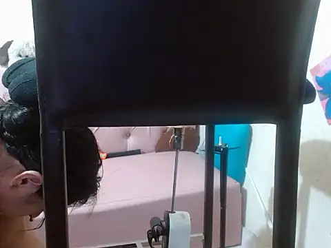 Lunabunnyx online show from November 22, 11:40 pm