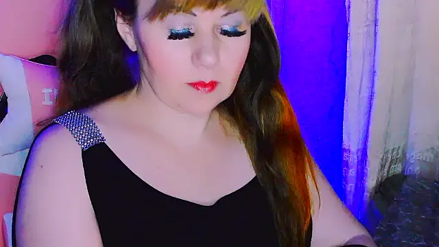 BESTLOLA online show from November 17, 1:56 pm