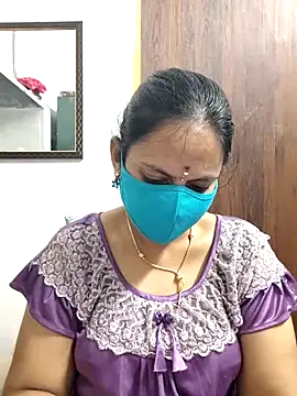 Queen-Neha online show from February 14, 7:16 pm