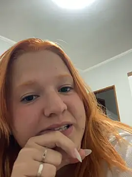 Snapshot of moranguinhofire chatting on November 29, 2:15 am moranguinhofire online show from November 29, 2:15 am