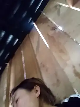 Lee-Thee online show from December 14, 2:50 am