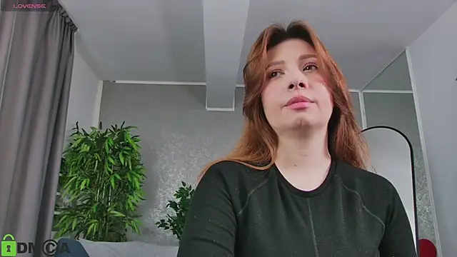 AmberRosewood online show from February 19, 4:56 am