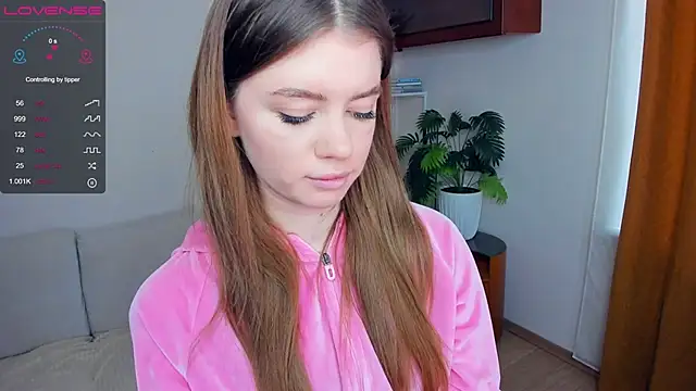 AngelesBenitz online show from February 1, 7:18 am