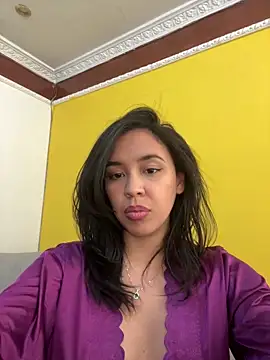 Esmerald 1111 online show from February 11, 3:57 pm