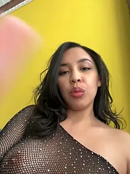 Esmerald 1111 online show from March 19, 2:54 pm